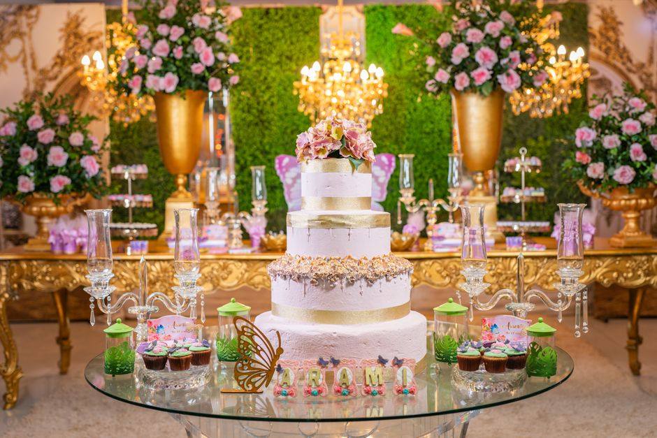 Quinceañera dessert table