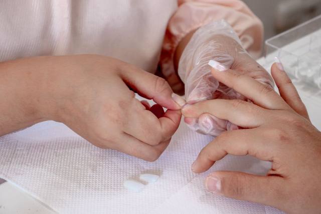 Classic gel manicure