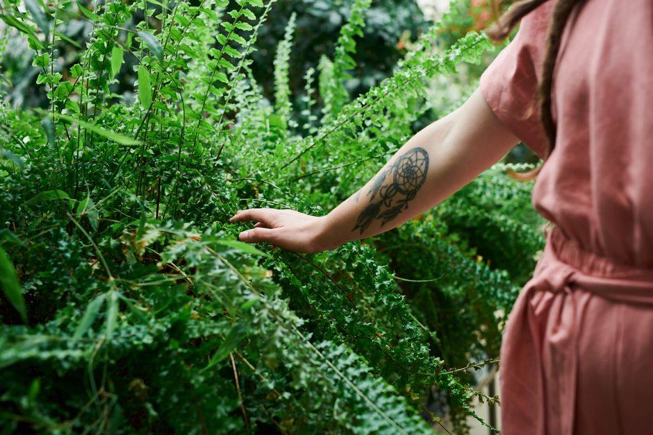 Botanical forearm piece